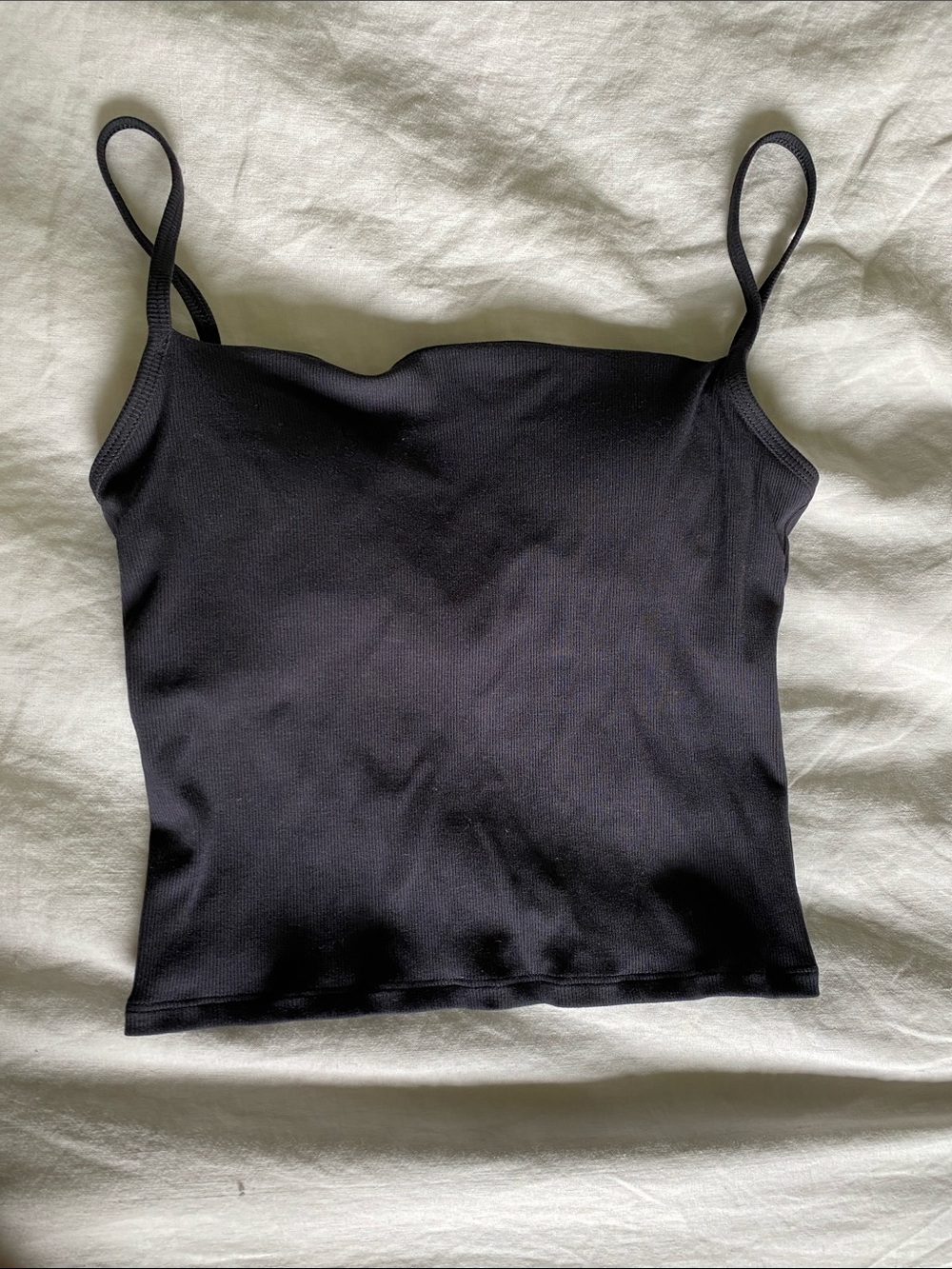Vuori pose cami tank top